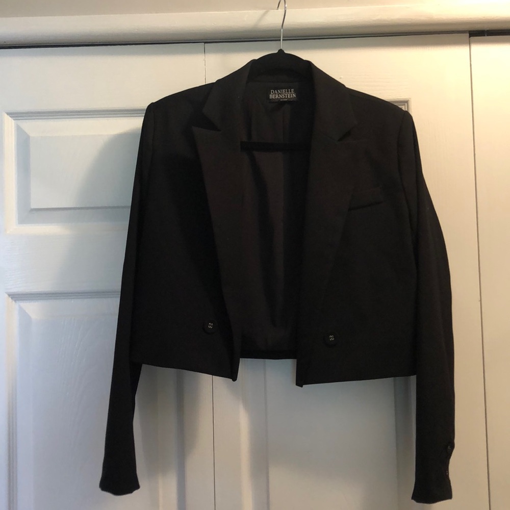 Cropped Blazer